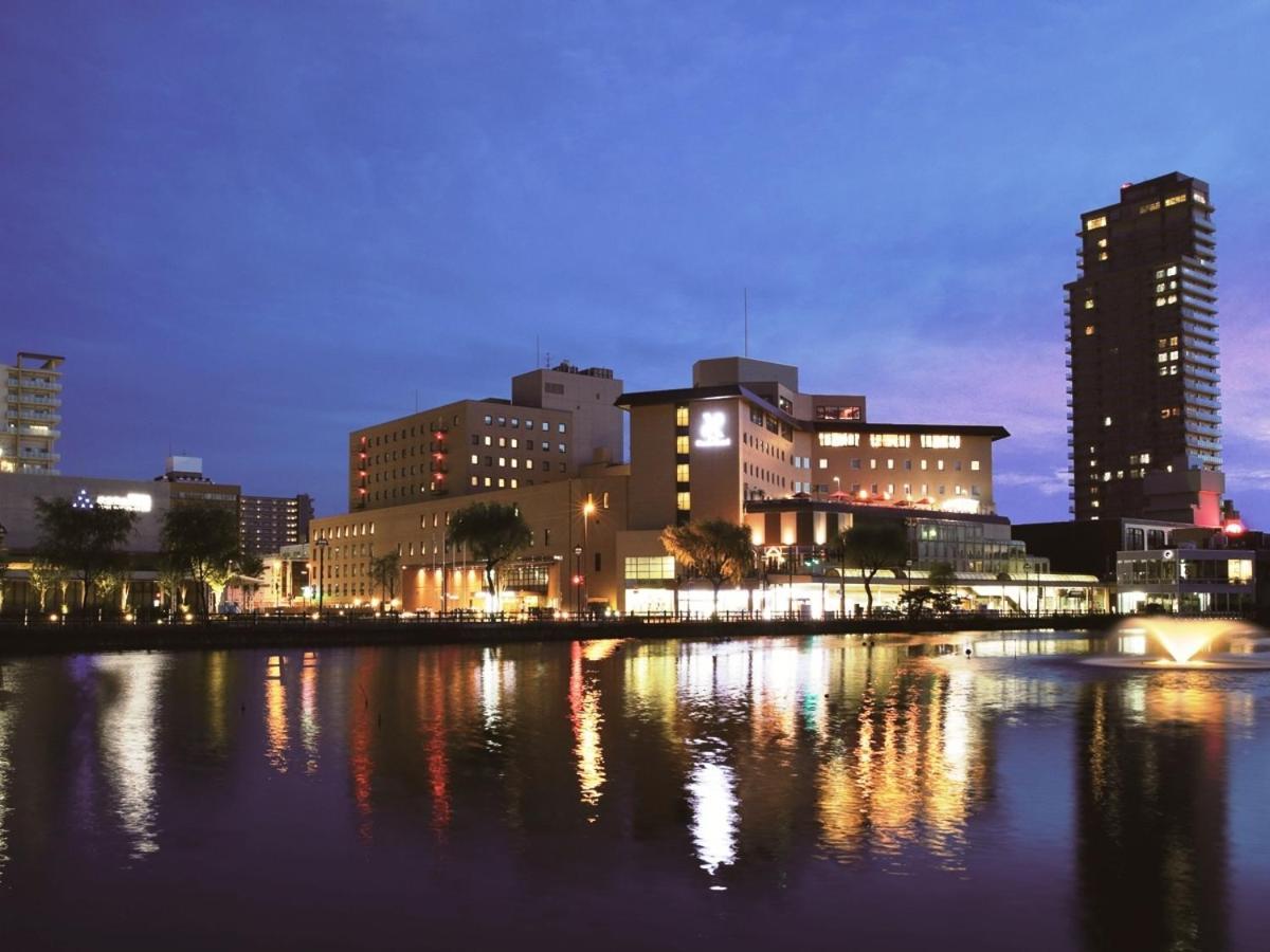 Akita Castle Hotel Exterior photo